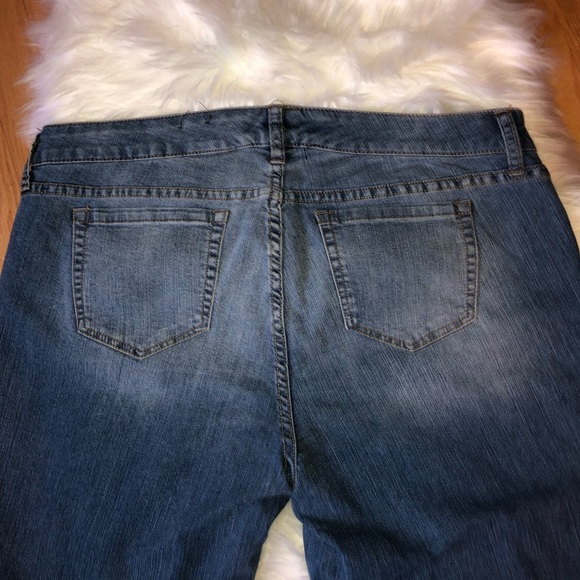 Torrid Distressed Skinny Jeans Women’s Size 16 - Picture 4 of 8